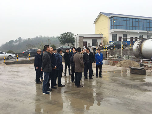 長沙太空金路橋材料有限公司,雙鋼輪壓路機(jī),福格勒瀝青攤鋪機(jī),AC系列,AF系列,SBS系列 長沙太空金路橋材料有限公司,雙鋼輪壓路機(jī),福格勒瀝青攤鋪機(jī),AC系列,AF系列,SBS系列